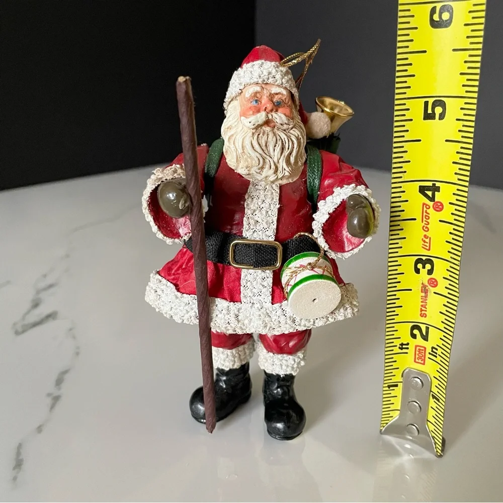 Vintage Santa Ornament - Clothtique Possible Dreams